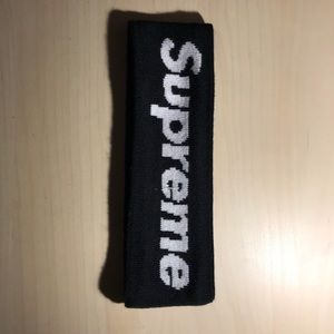 SUPREME HEADBAND NWOT